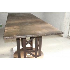 STEEL TABLE