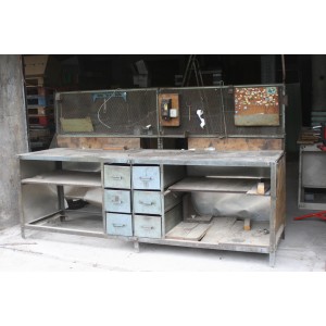 METAL WORKBENCH