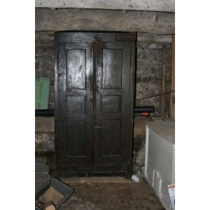 OLD COOKING CUPBOARD